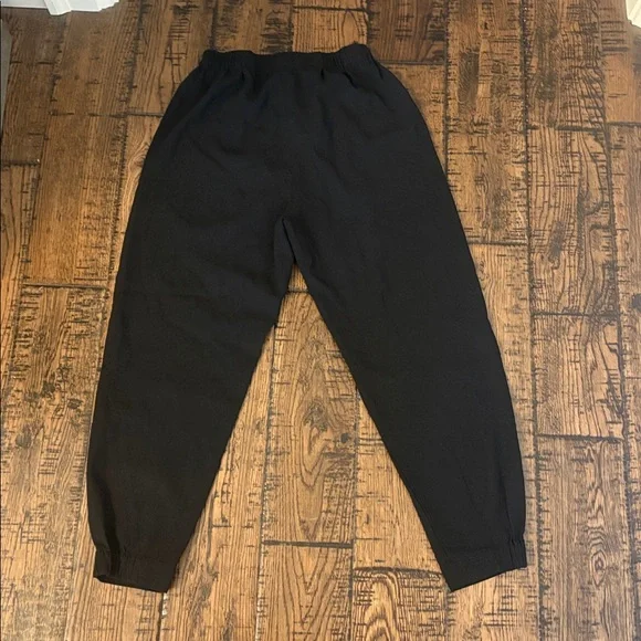 Babaton Black Elastic Waist Dress Pants - Picture 2 of 8
